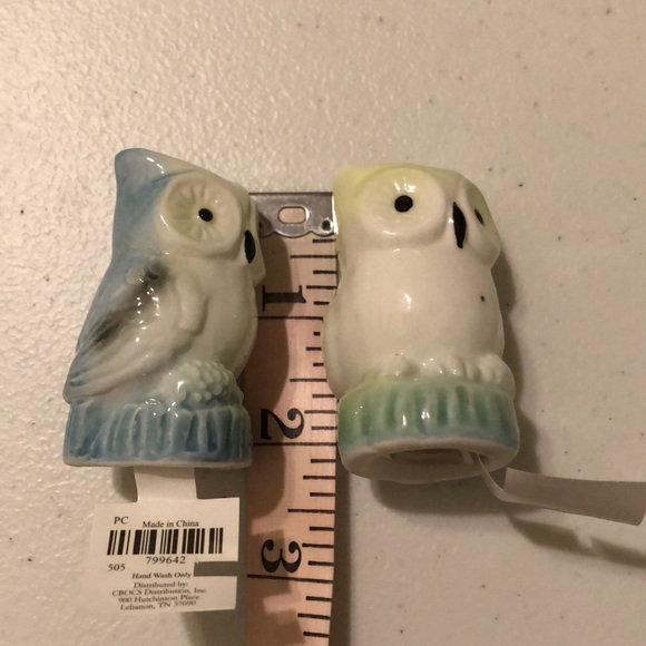 Owl Mini Salt & Pepper Shakers - Picture 2 of 10